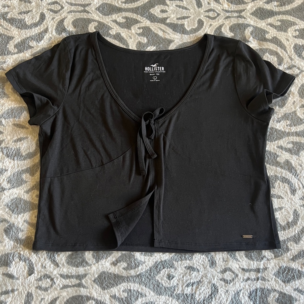 Hollister Front Slit Cropped Top
